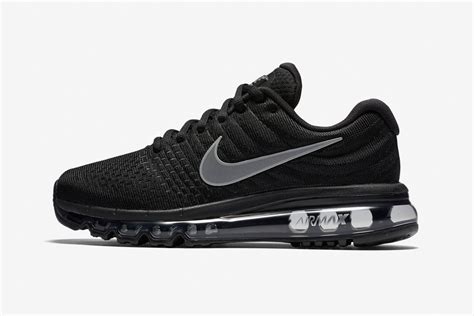 nike bezecke tenisky